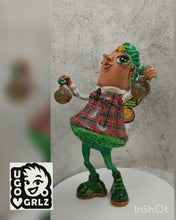 Load and play video in Gallery viewer, Marie - Xmas decorator