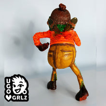 Load image into Gallery viewer, Sue - running for love and glory