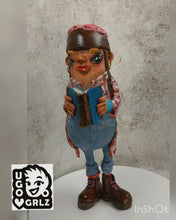 Load and play video in Gallery viewer, Helen - brainy Bookworm