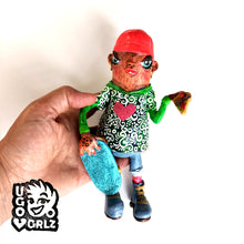 Load image into Gallery viewer, Jilly - the Pizza eating Skater girl – glitter board and cap